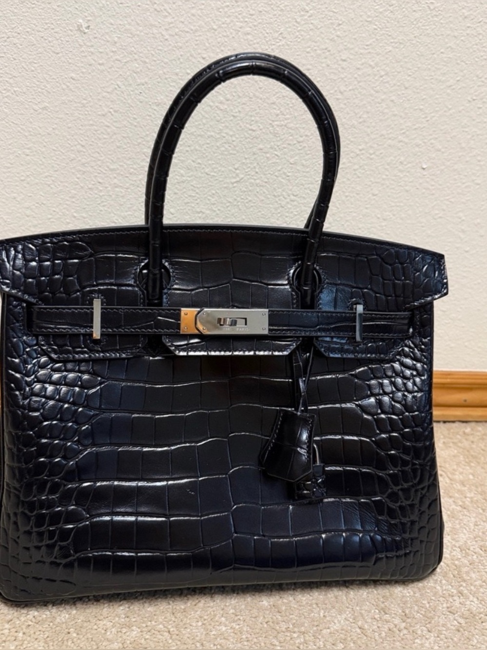 Black Croc-Embossed Structured Tote Handbag - Designer Style